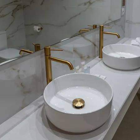 & Restaurante El Casino Villafranca Del Bierzo