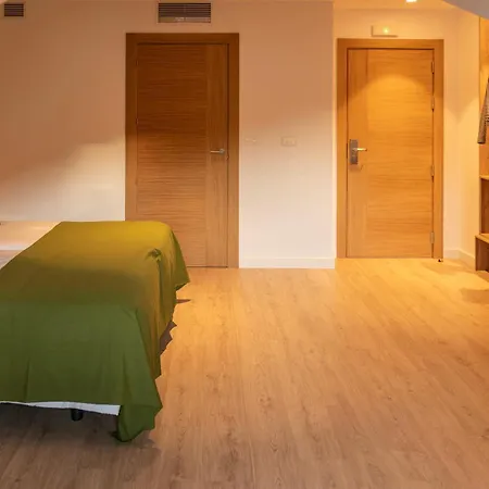 & Restaurante El Casino Hotel *