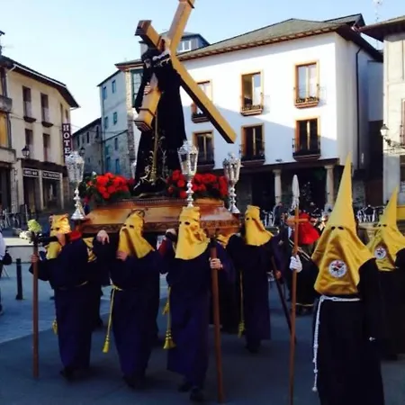 Hotel & Restaurante El Casino *