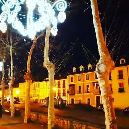 & Restaurante El Casino *