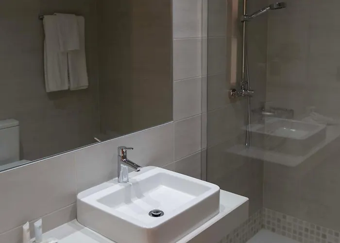 מלון & Restaurante El Casino