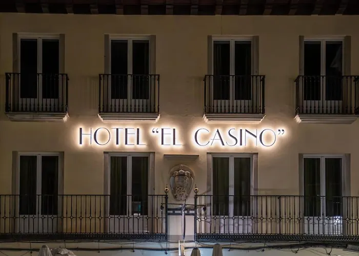 מלון & Restaurante El Casino