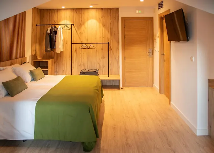 מלון & Restaurante El Casino *