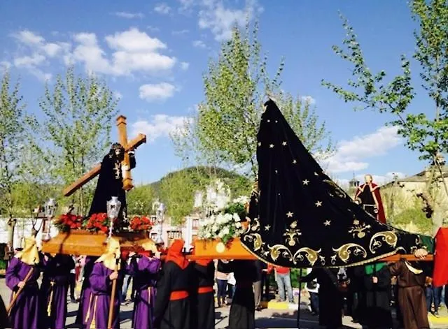 & Restaurante El Casino וילה פרנקה דל ביירסו