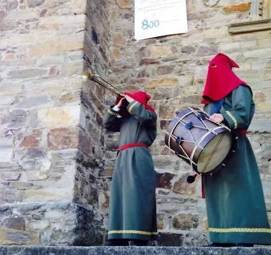 & Restaurante El Casino מלון