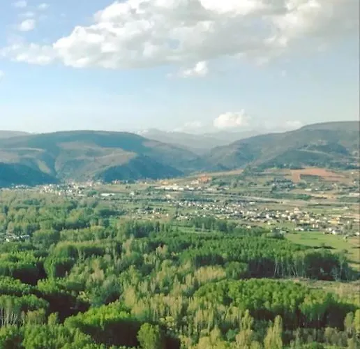 & Restaurante El Casino מלון *