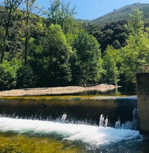 & Restaurante El Casino מלון *